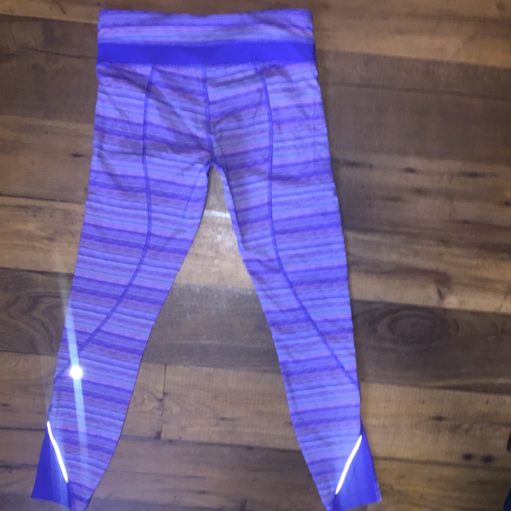 LULULEMON ,Purple stripes leggings (6)w/mesh - Picture 3 of 16